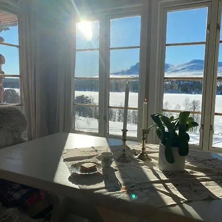 Huset Utsikten Pa Langsjovolden Gard Дом отдыха *